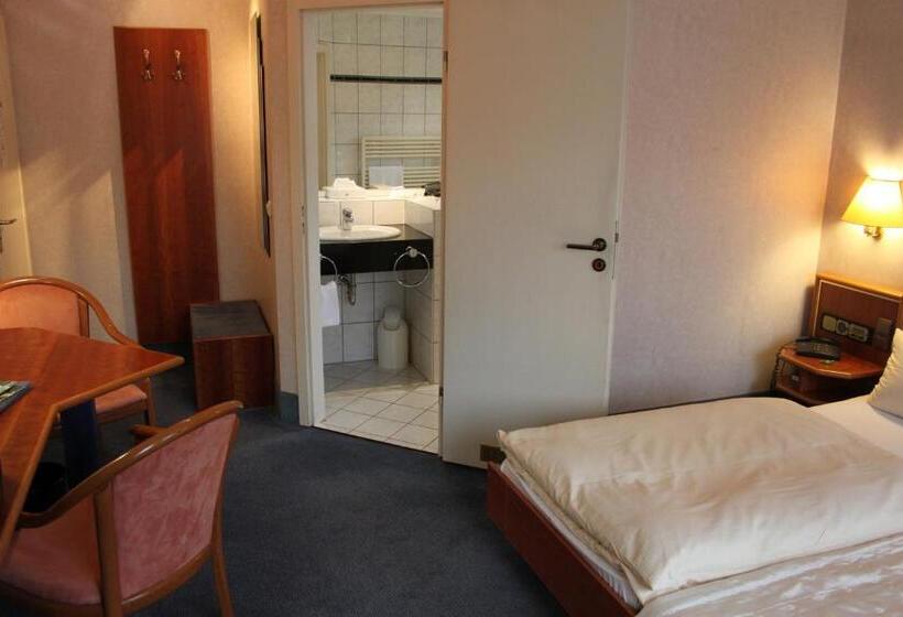 酒店 Gasthof Die Post Brennerei Frankenhöhe