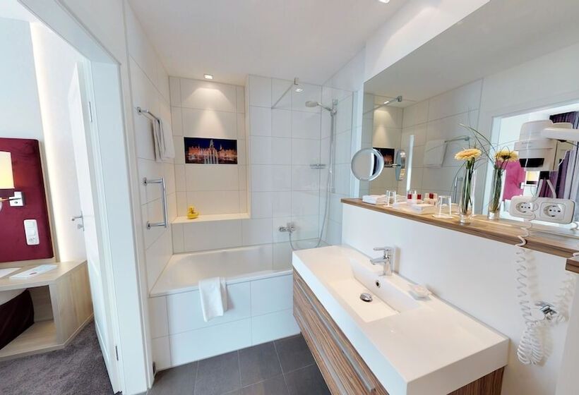 בית מלון כפרי Goldene Traube