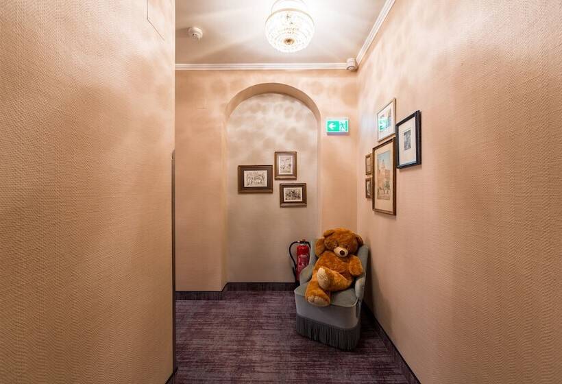 Historik Hotel Goldener Hirsch Rothenburg