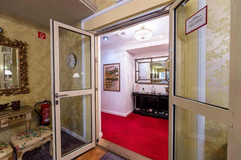 Historik Hotel Goldener Hirsch Rothenburg