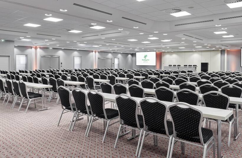 هتل Holiday Inn Munich City Centre, An Ihg