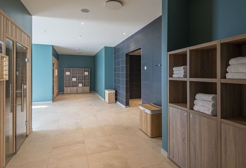 هتل Holiday Inn Munich City Centre, An Ihg