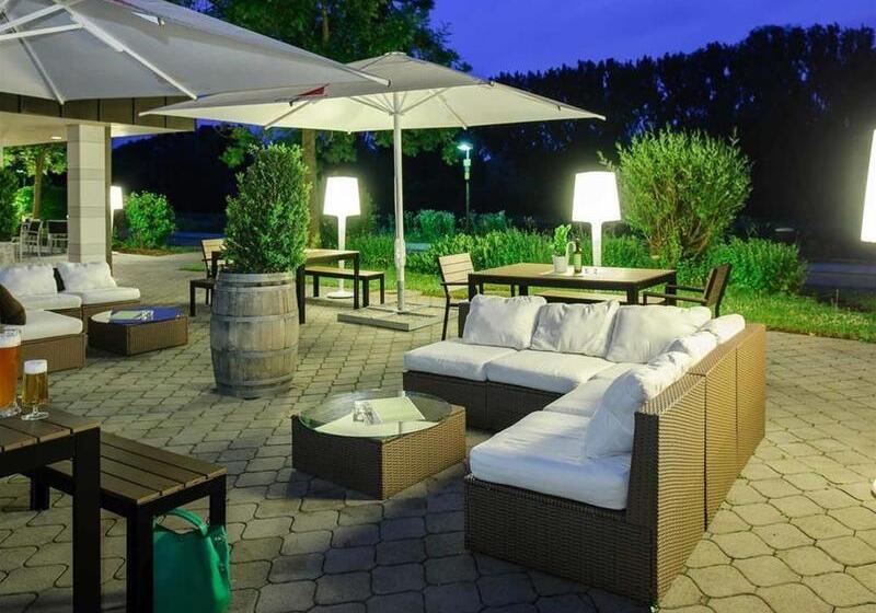 ホテル Ibis Styles Regensburg