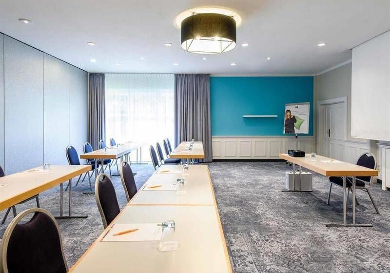 ホテル Ibis Styles Regensburg