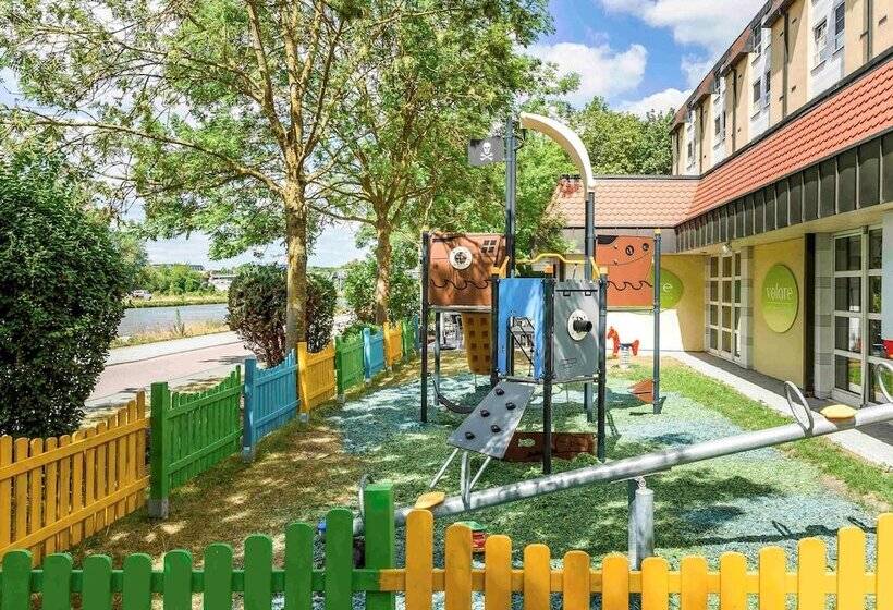 ホテル Ibis Styles Regensburg