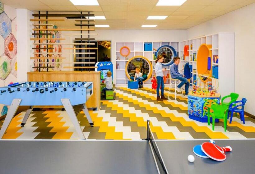 ホテル Ibis Styles Regensburg