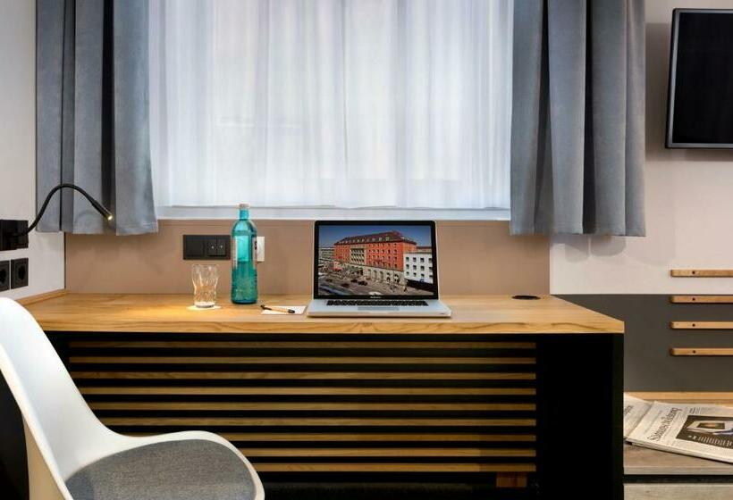 هتل Intercity München