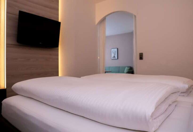 Отель Kastanienhof