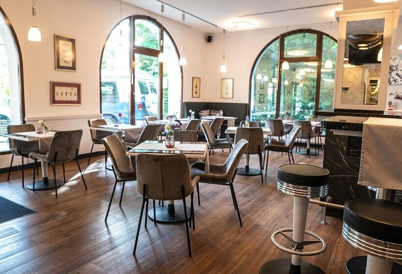 Отель Kastanienhof