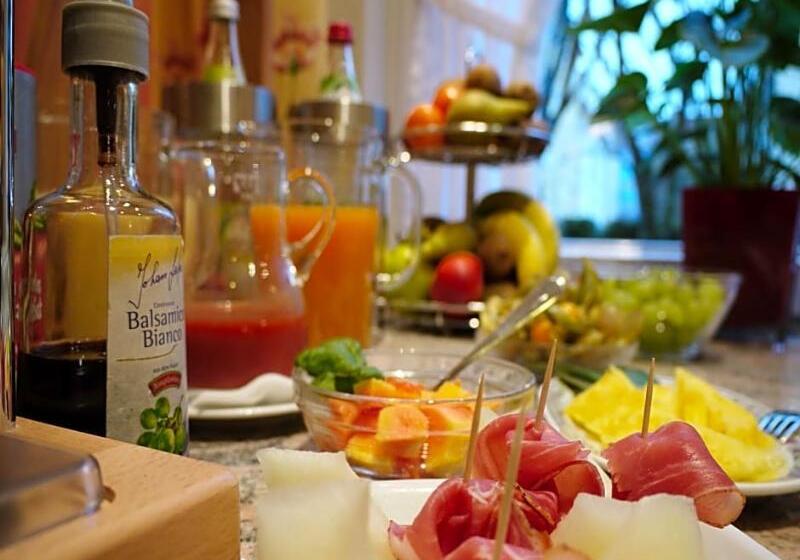 هتل Kriemhild Am Hirschgarten