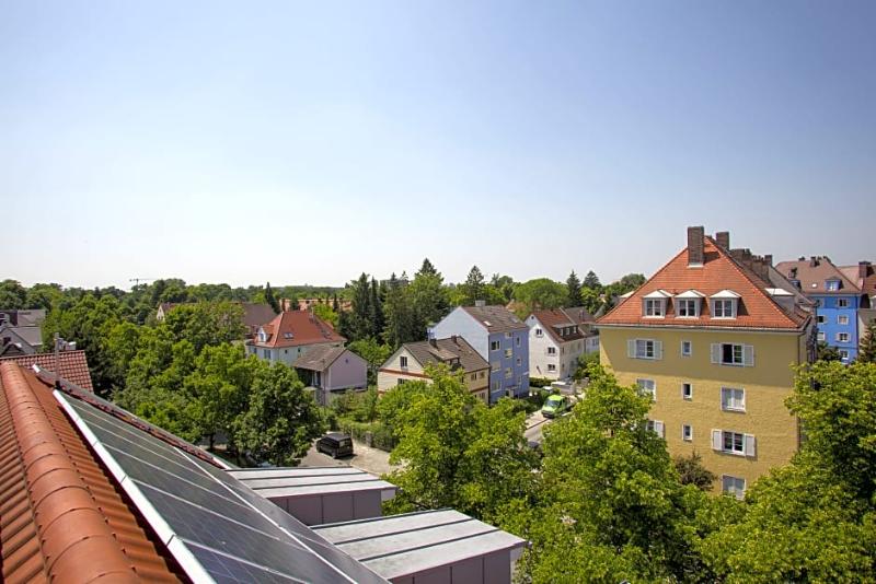 هتل Kriemhild Am Hirschgarten