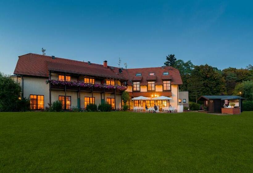 Krone Am Park   Gästehaus Des Hotel Krone