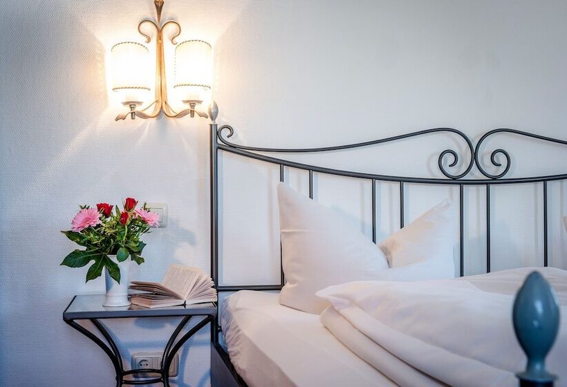 בית מלון כפרי Laimer Hof Am Schloss Nymphenburg