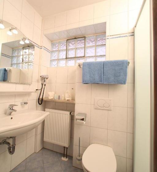 Отель Landgasthof Schuster