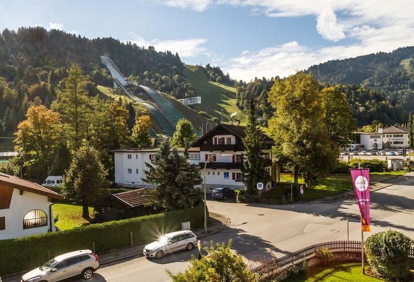 هتل Leiners Familien