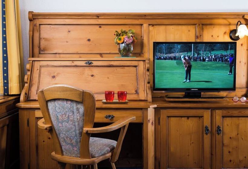 Leonardo Hotel Munich Arabellapark