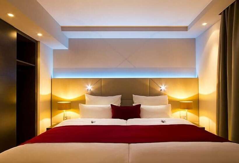 Отель Marc München