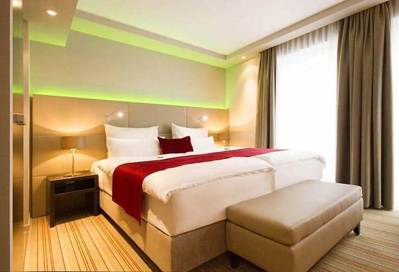 Отель Marc München