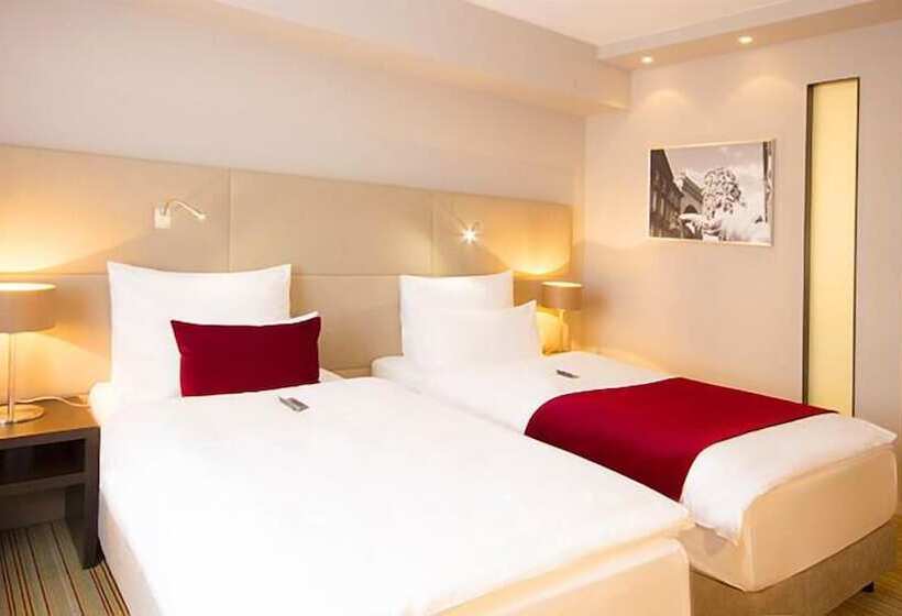 Отель Marc München