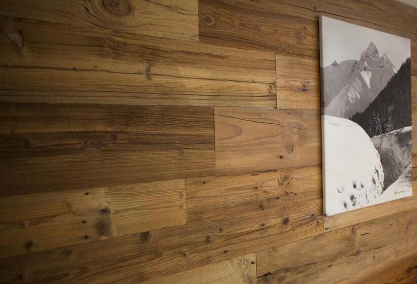 Отель Menning S