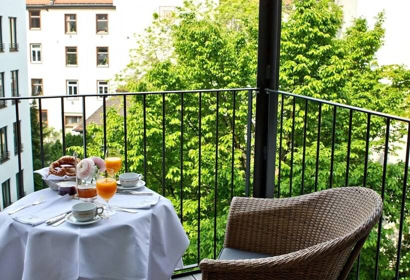 هتل Munchen Palace