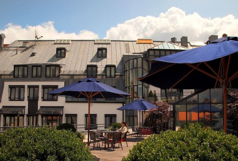 هتل Munchen Palace