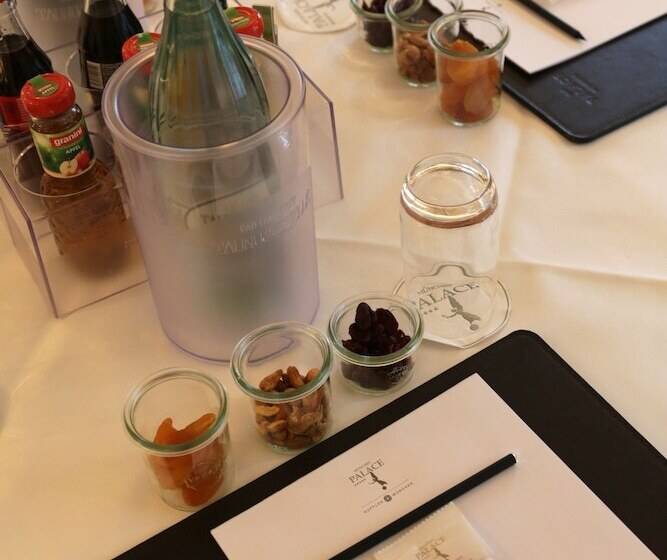 هتل Munchen Palace