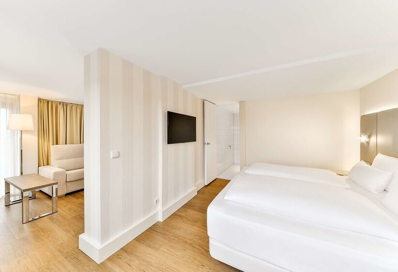 בית מלון כפרי NH Erlangen