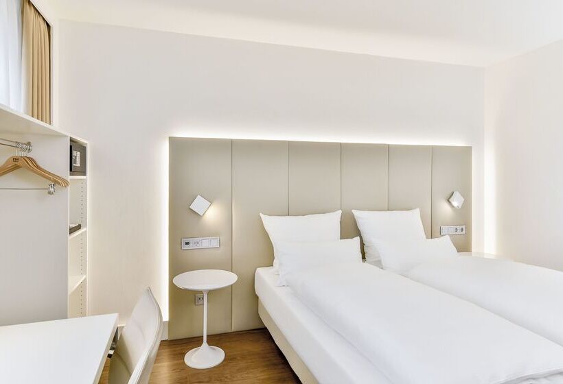 Отель NH Erlangen