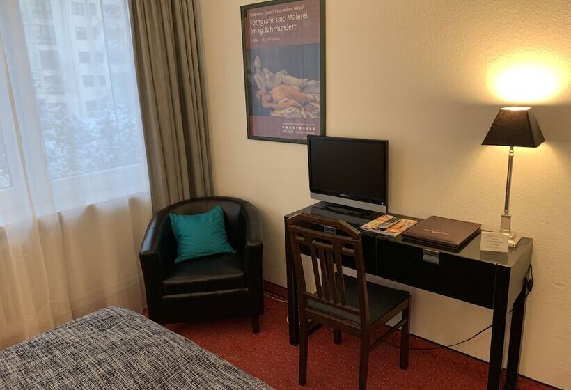 ホテル Nymphenburg City  Munchen