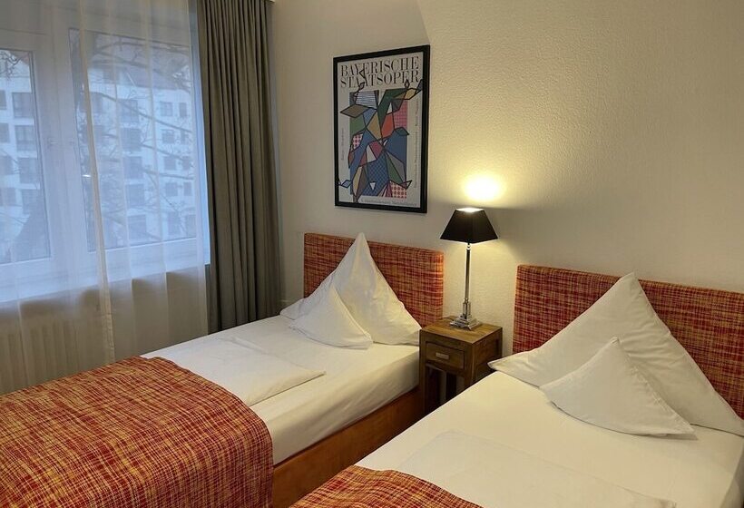 ホテル Nymphenburg City  Munchen