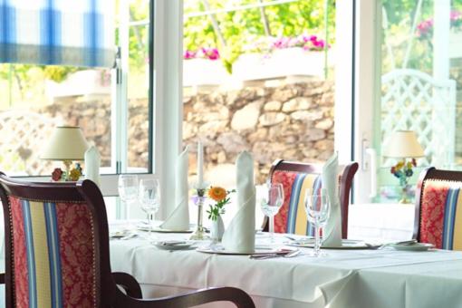 فندق Panorama  Und Restaurant Schloßberg