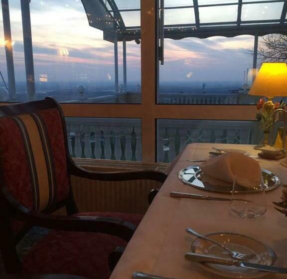 فندق Panorama  Und Restaurant Schloßberg