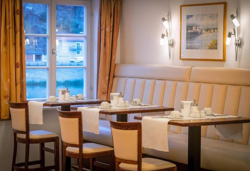 هتل Passauer Wolf