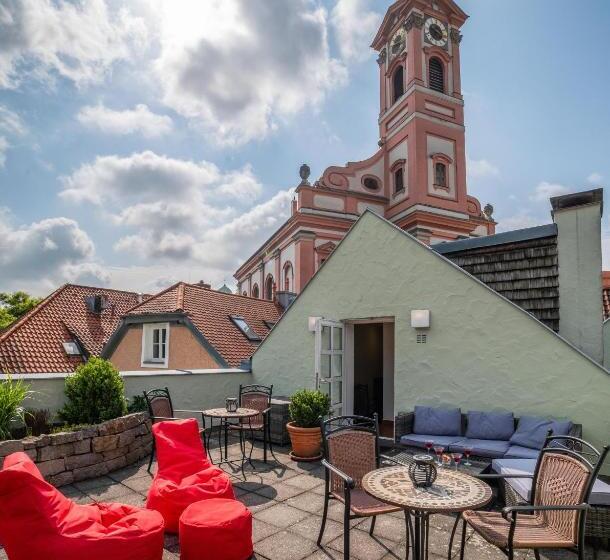 هتل Passauer Wolf