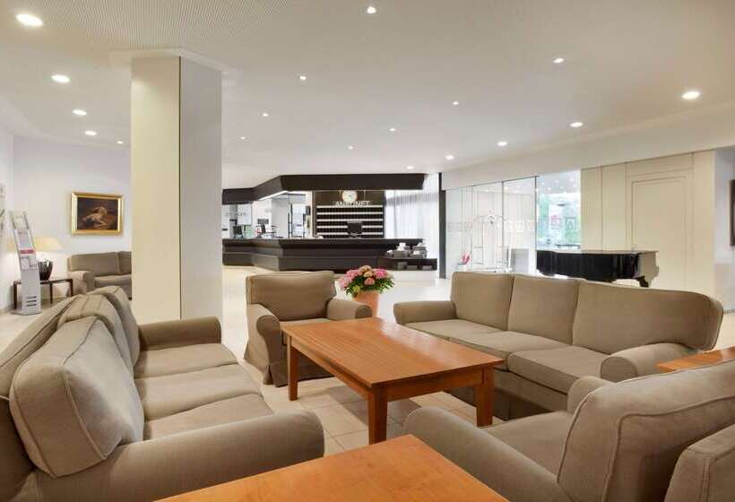 ホテル Ramada Nürnberg Park