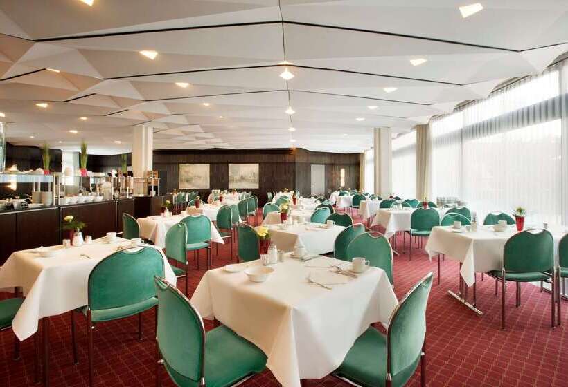 ホテル Ramada Nürnberg Park