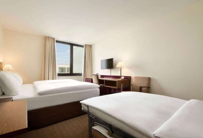 ホテル Ramada Nürnberg Park