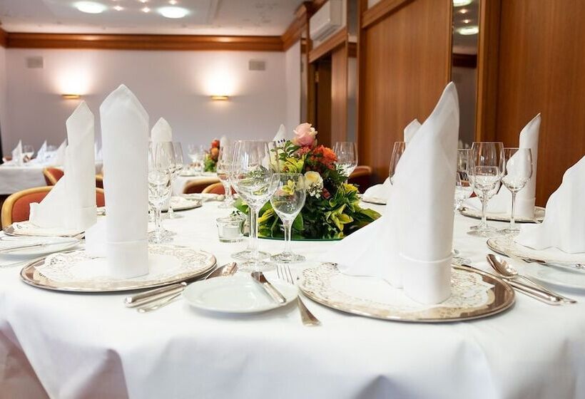 فندق & Restaurant Walfisch