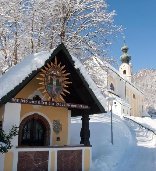 Отель Ruhpoldinger Hof