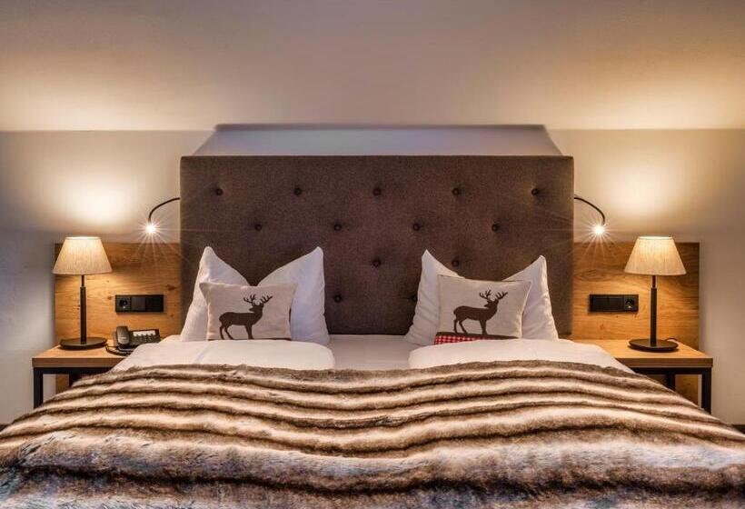 Отель Ruhpoldinger Hof