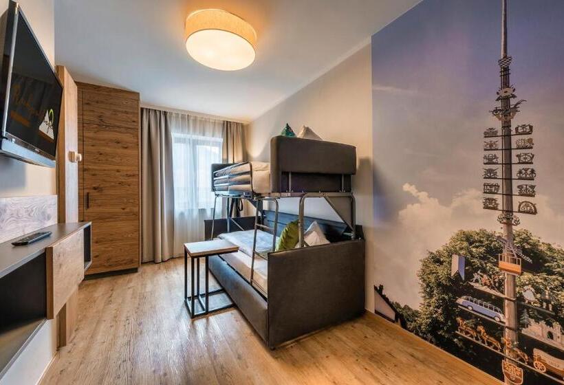 Отель Ruhpoldinger Hof