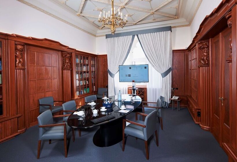 בית מלון כפרי Schloss Eckberg