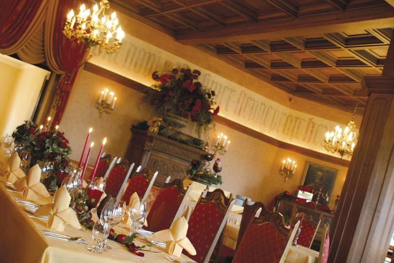 Schlosshotel Steinburg