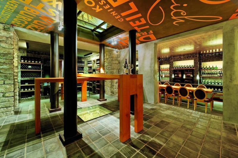 Schlosshotel Steinburg