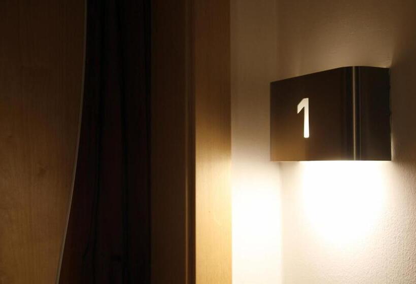 هتل Spitzberg Garni