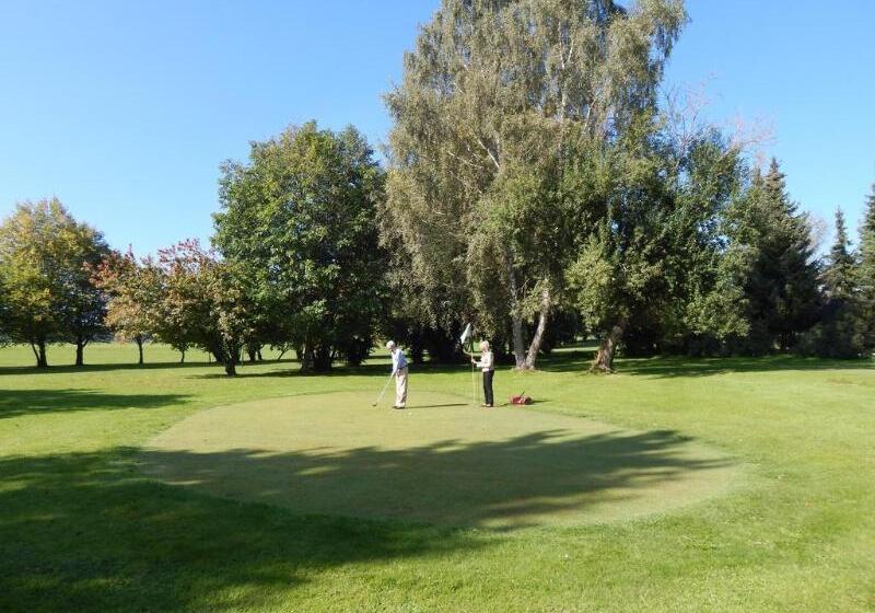 בית מלון כפרי Tanneck