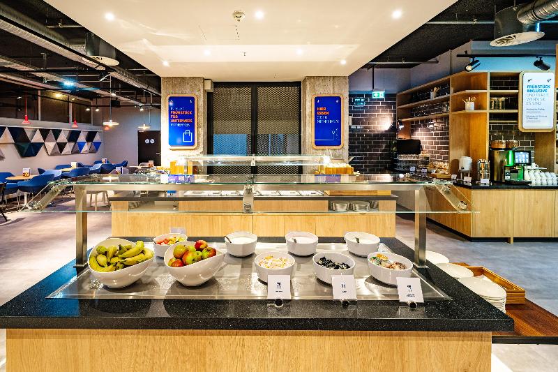 בית מלון כפרי The Student  Dresden