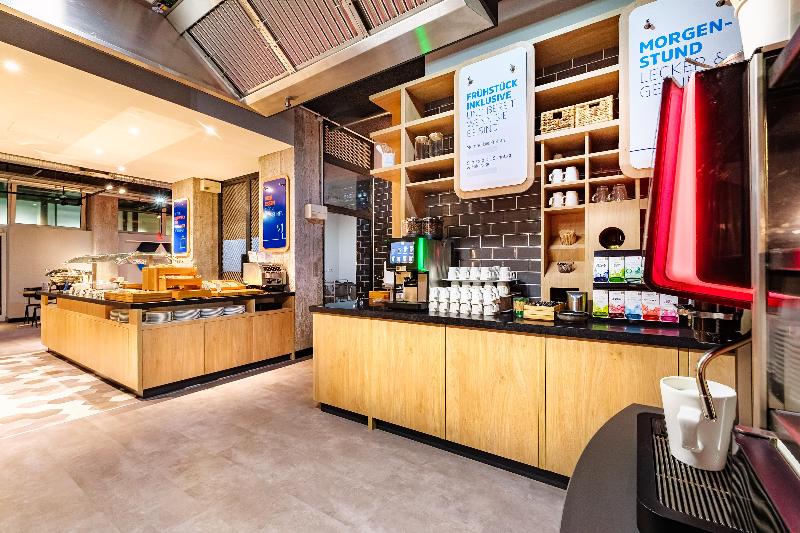 בית מלון כפרי The Student  Dresden