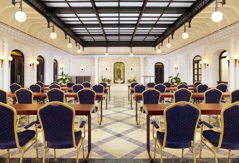 هتل The Westin Grand Berlin